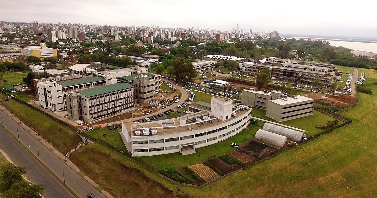La ciudad universitaria de la UNR, desde un drone